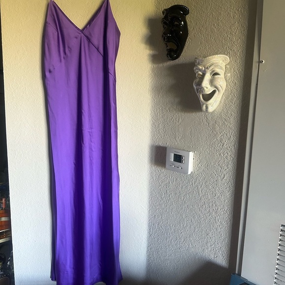 Vibrant Purple Satin Dress - Picture 5 of 7